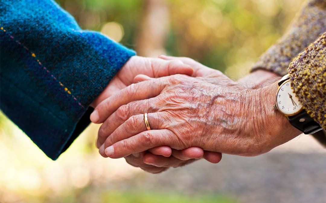 tips-on-protecting-senior-citizens-from-the-covid-19-pandemic-mfine