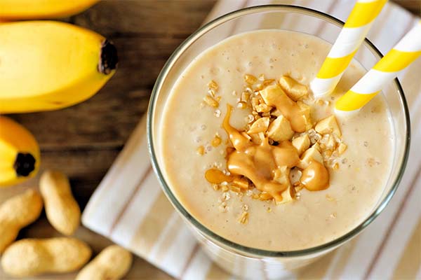 banana smoothie suhoor recipes ramadan fasting tips mfine 
