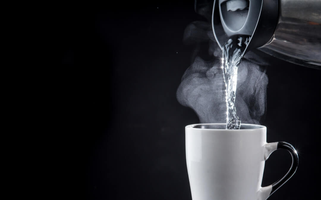 Benefits Of Drinking Hot Water: Myths vs Facts