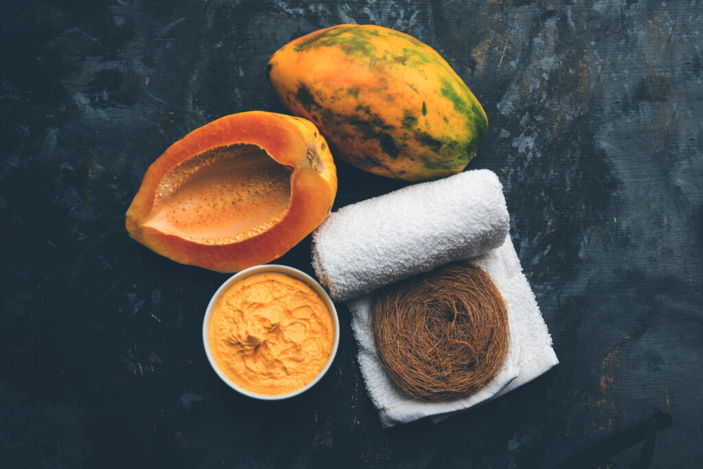 how to remove face tan at home-papaya face pack