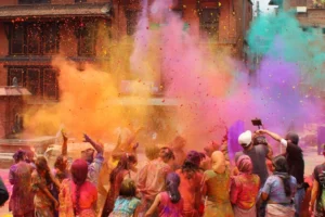 Essential Holi Prep That NO ONE Talks About! These Dermatologist Tips Are a MUST-READ