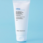 MFine 10% Vitamin C + 1% Hyaluronic Acid Gel Moisturizer